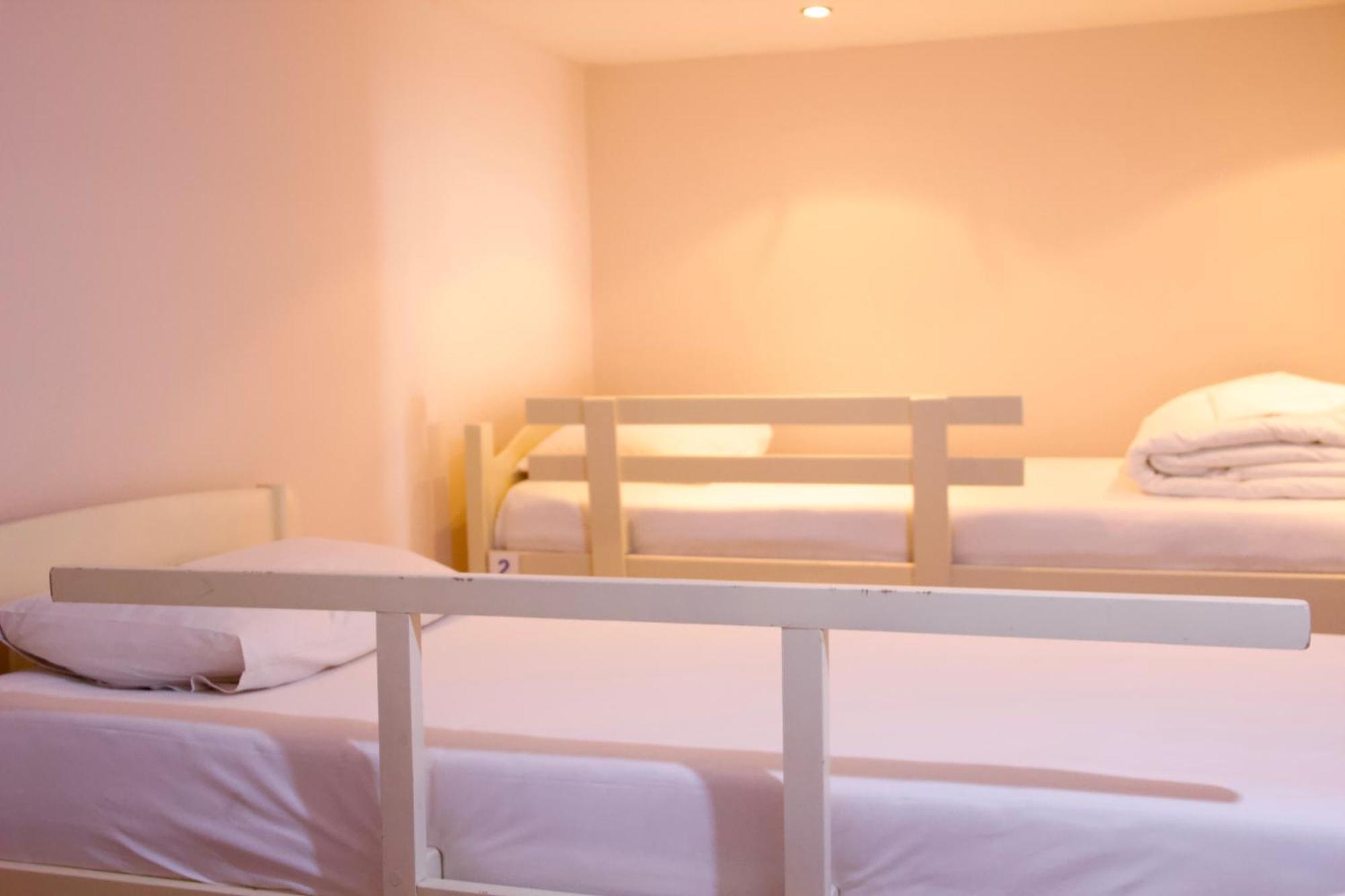 Top View Hostel Durres Bagian luar foto